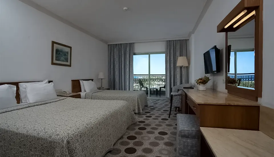 هتل پر دلتا ریزورت اند اسپا